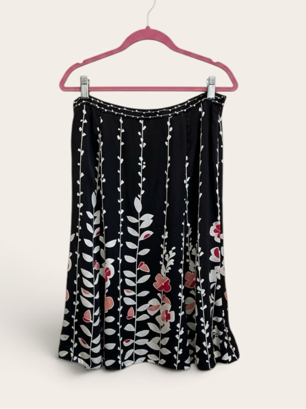 Talbots Petites Pure Silk Floral Print A-Line Skirt Size 12P Black Pink - Picture 3 of 13
